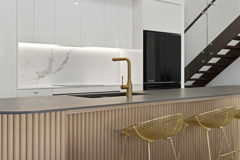 coolangata kitchen 7